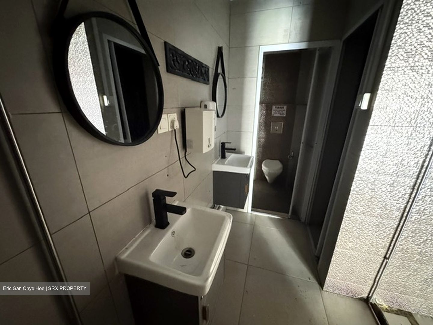 Sembawang Hills Estate (D20), Shop House #639907291